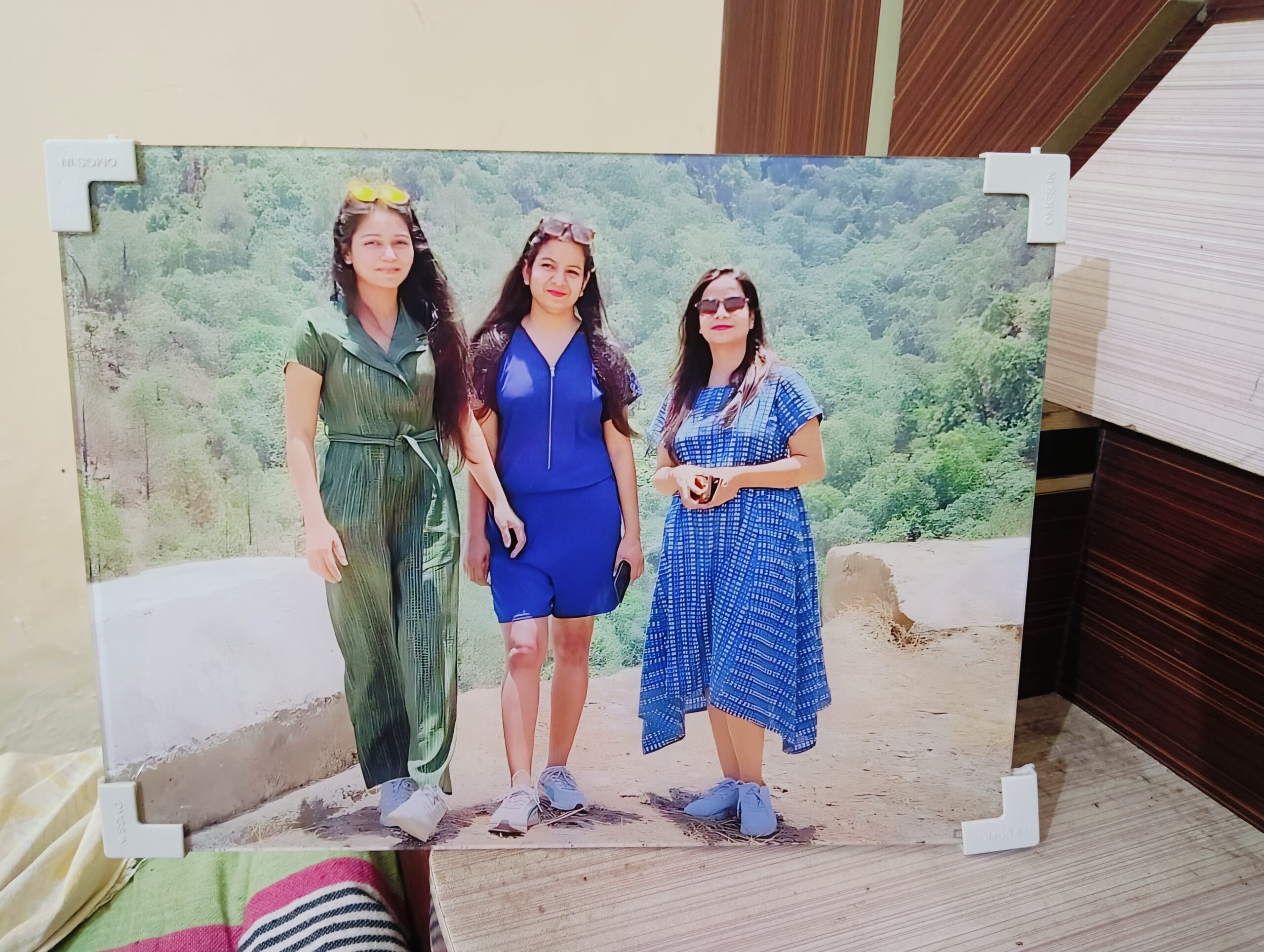 Customised Premium OMGs Acrylic Picture photo review