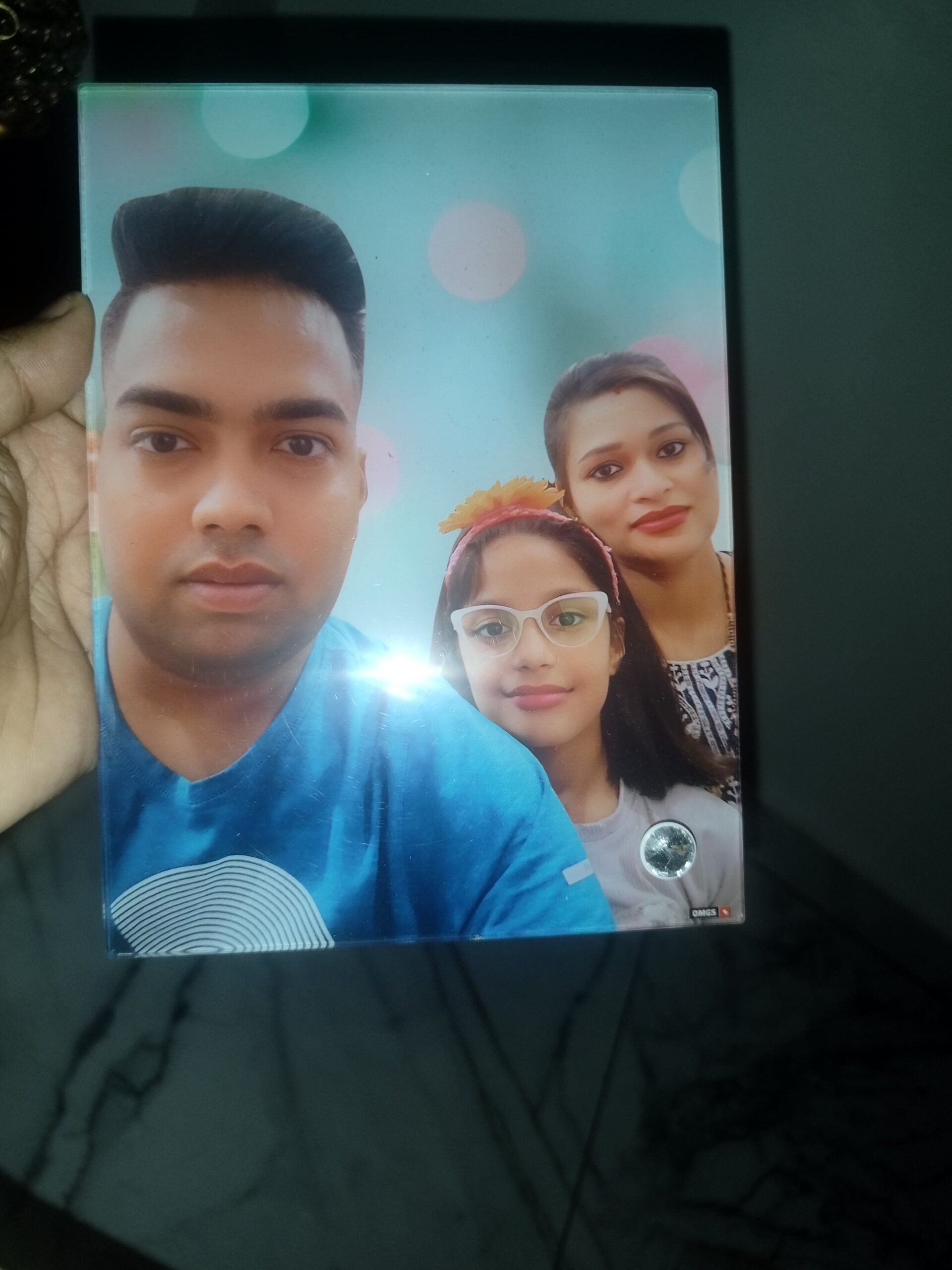 OMGs Acrylic Photo Stand photo review