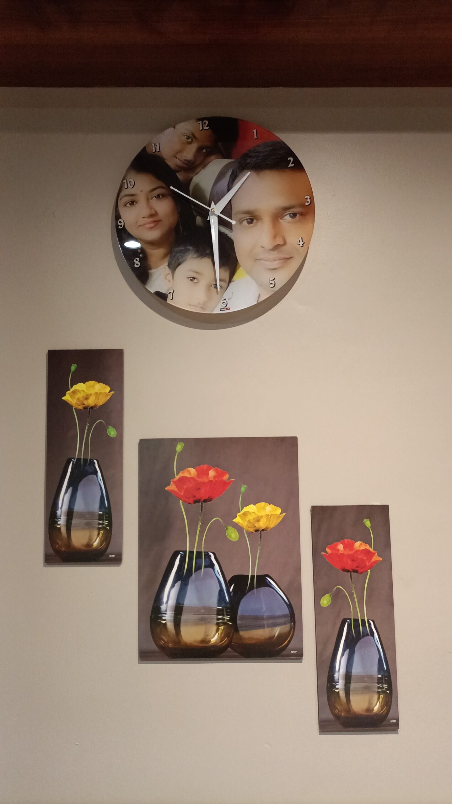 Customised Premium OMGs Acrylic Wall Clock photo review