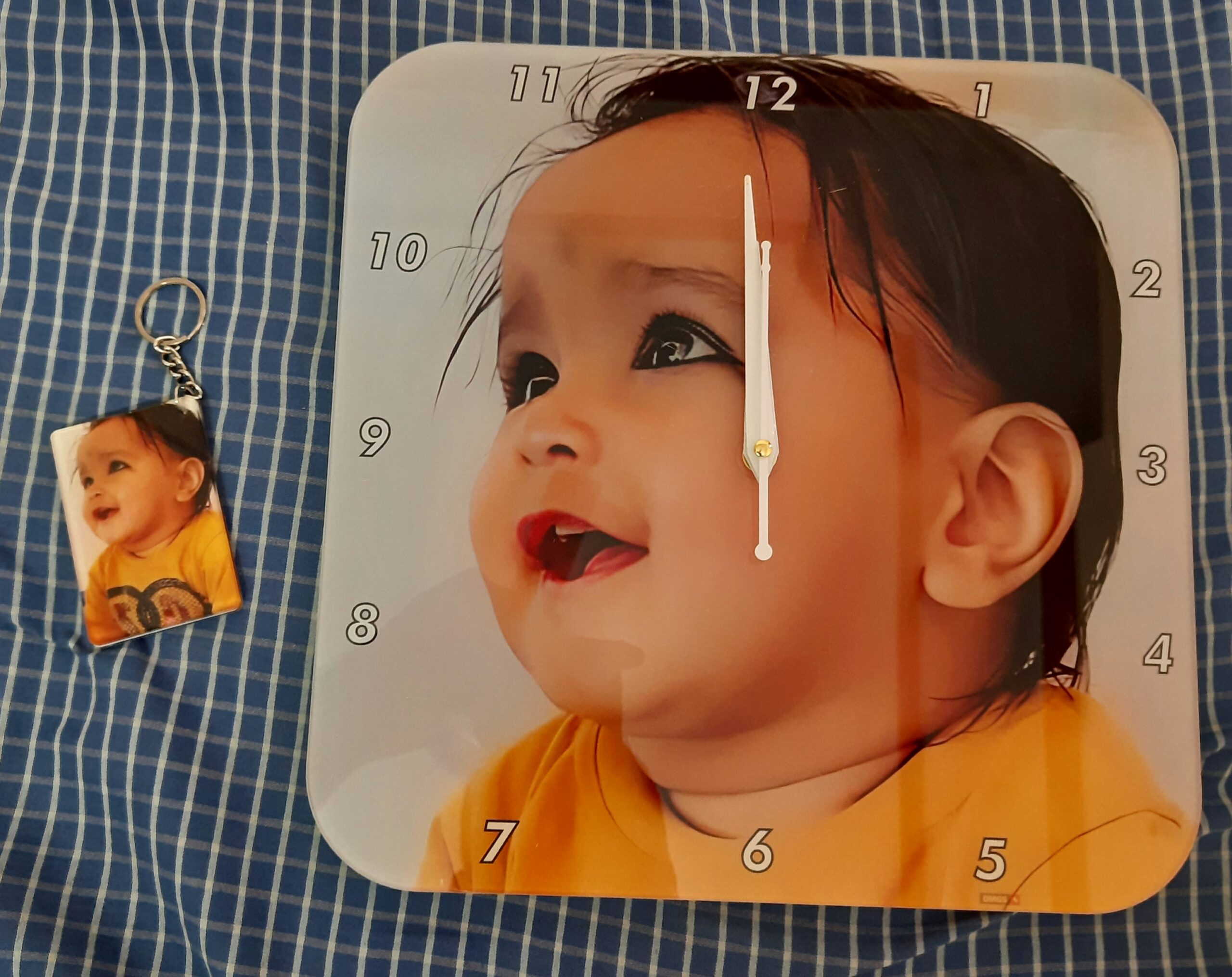 Customised Premium OMGs Acrylic Wall Clock photo review