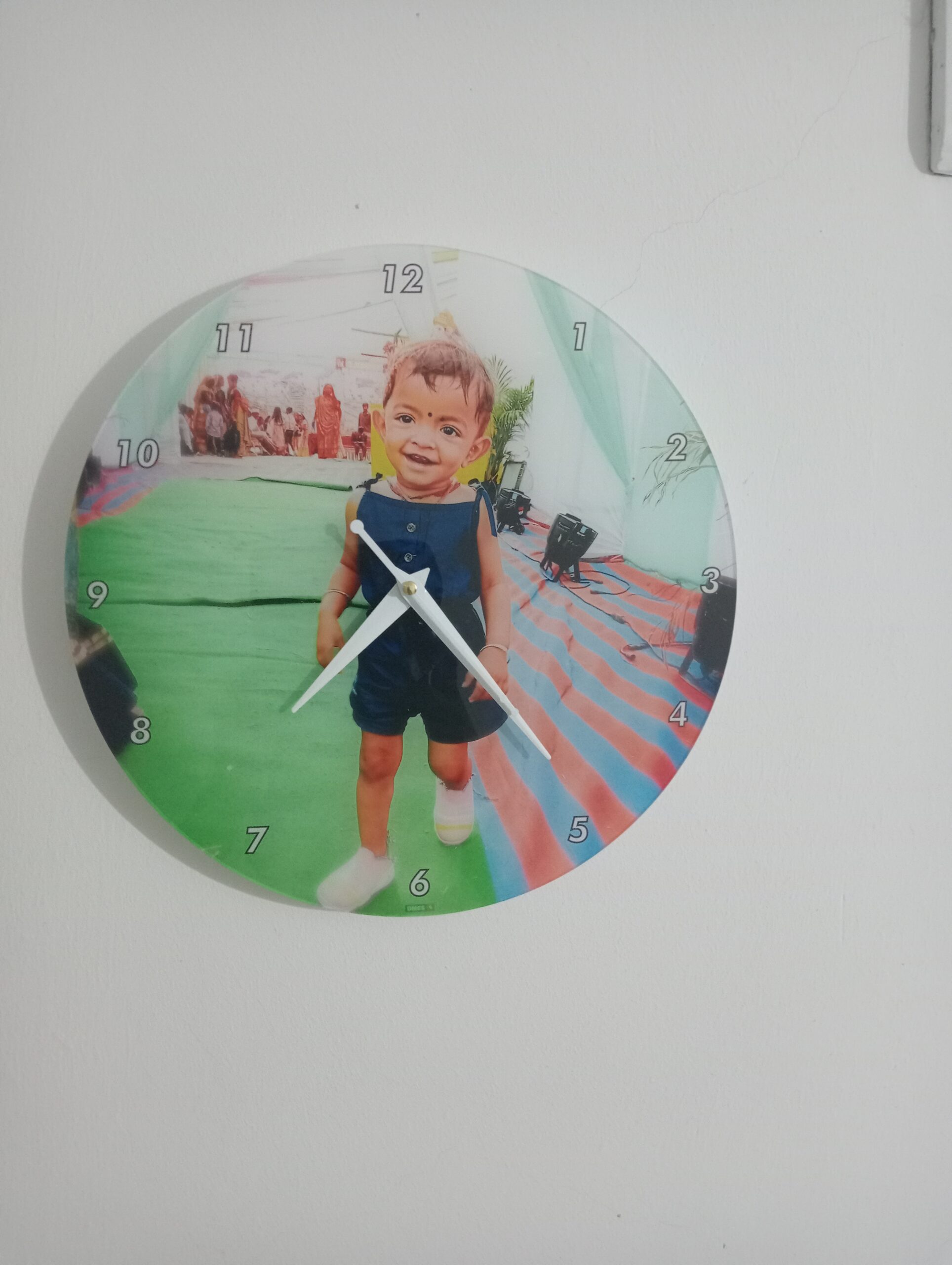 Customised Premium OMGs Acrylic Wall Clock photo review