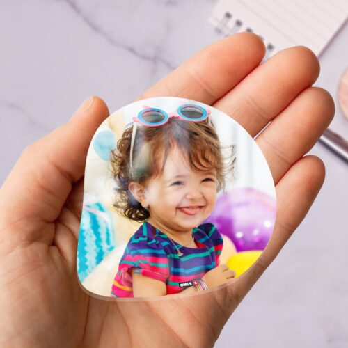 Alternative view of OMGs Balloon Shape Acrylic Fridge Magnet