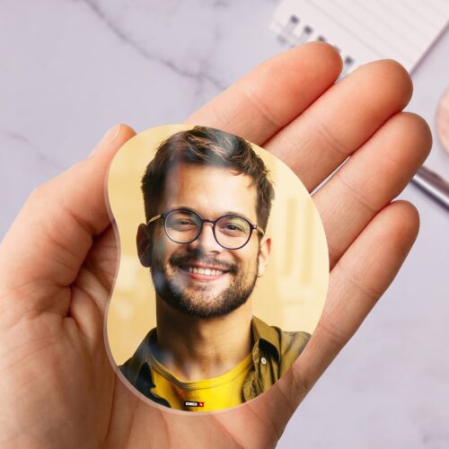 Alternative view of OMGs Bean Shape Acrylic Fridge Magnet