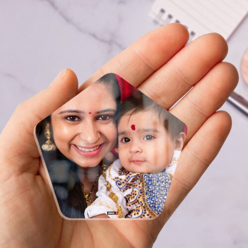 Alternative view of OMGs Penta Shape Acrylic Fridge Magnet