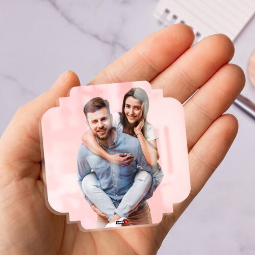 Alternative view of OMGs Symmetrical Shape Acrylic Fridge Magnet