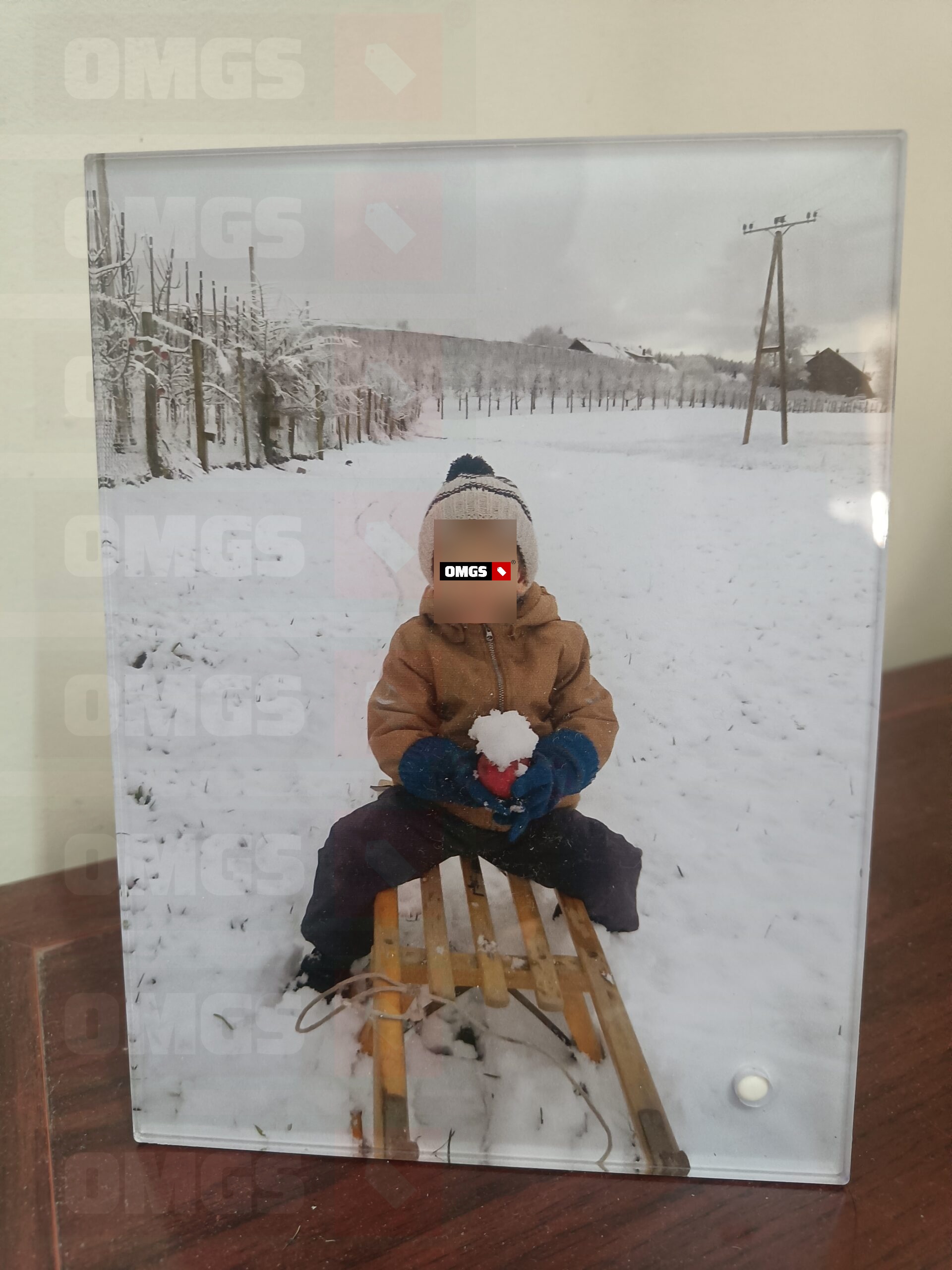 OMGs Acrylic Photo Stand photo review