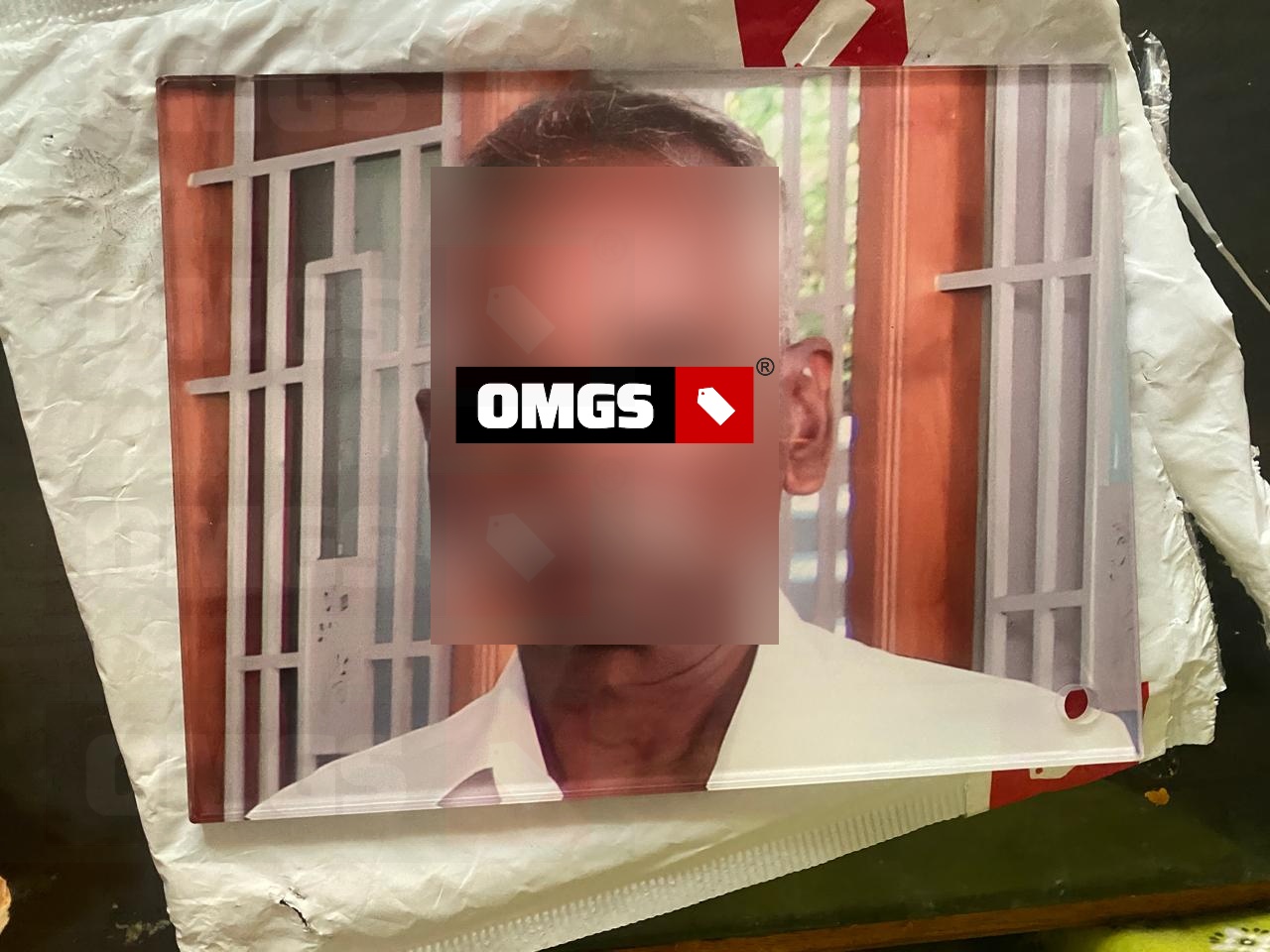 OMGs Acrylic Photo Stand photo review