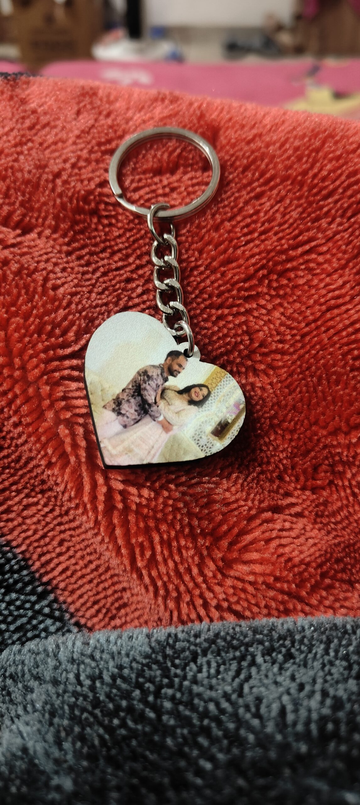 OMGs 2 Keychains Heart shape with 4 Photos photo review