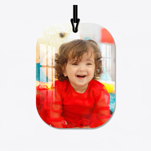 Alternative view of OMGs Vertical Car Hanging Photo