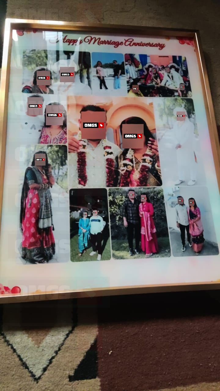 Aluminium Framed Acrylic Photo - Portrait Golden photo review